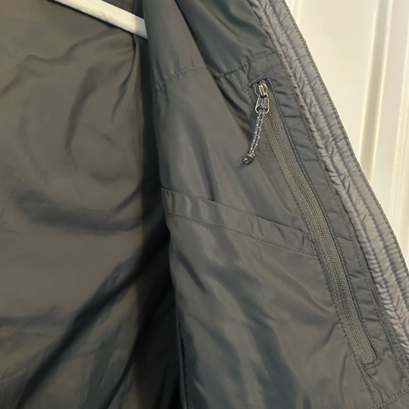 Eddie Bauer Grey Quilted Coat - Picture 12 of 16